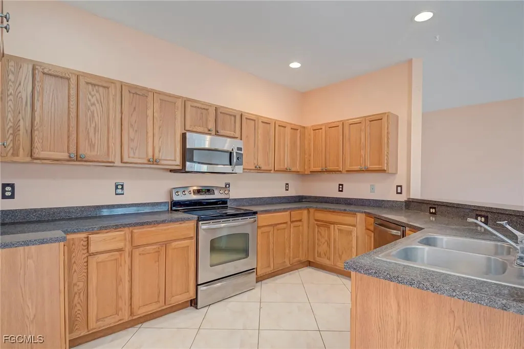 3605 17th Street W Lehigh Acres FL 33971