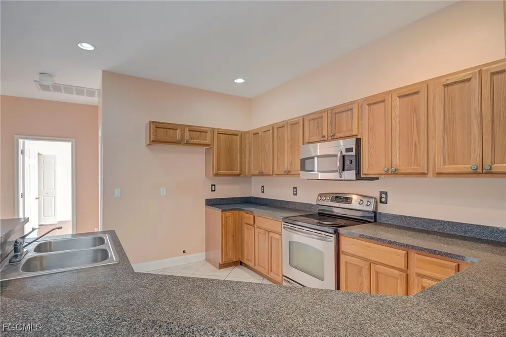 3605 17th Street W Lehigh Acres FL 33971