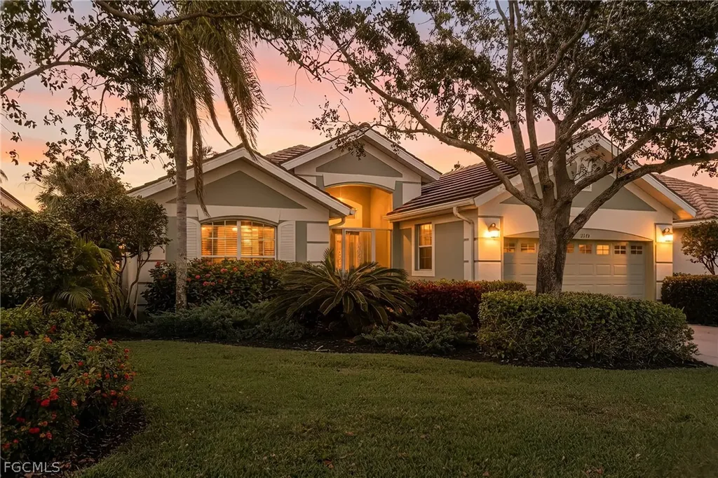 Naples FL, 1768 Winding Oaks Way