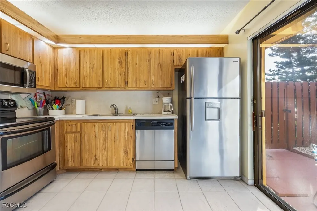 1550 Park Meadows Drive Fort Myers FL 33907