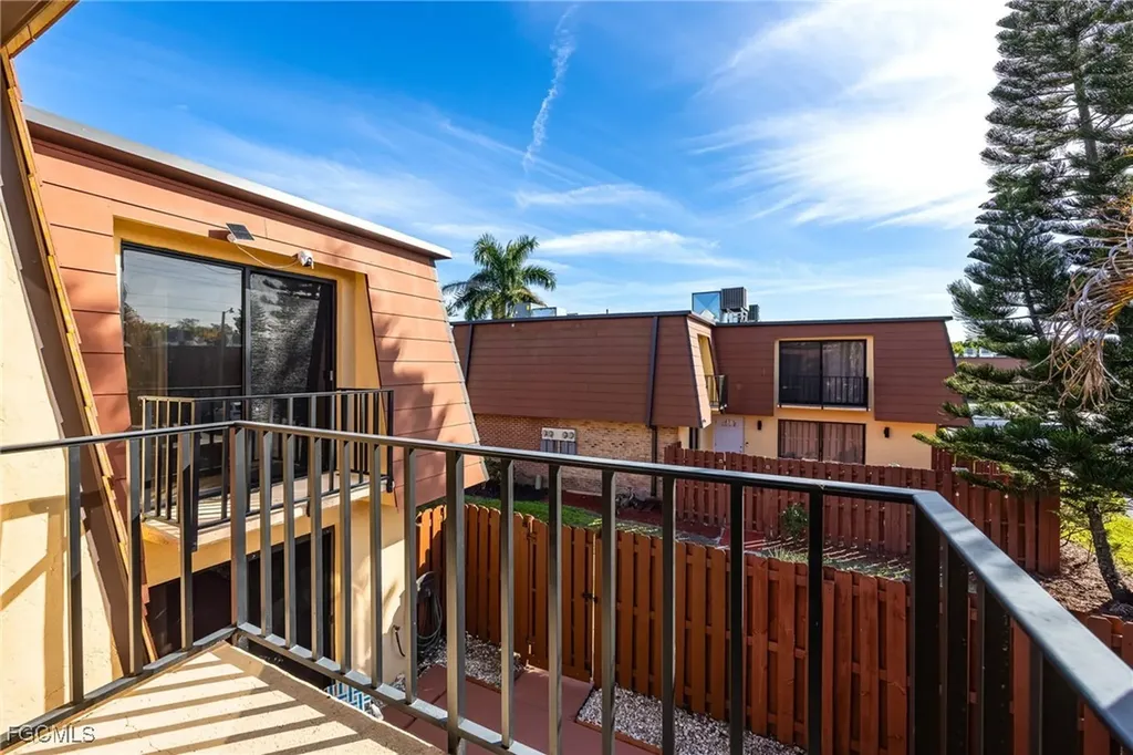 1550 Park Meadows Drive Fort Myers FL 33907