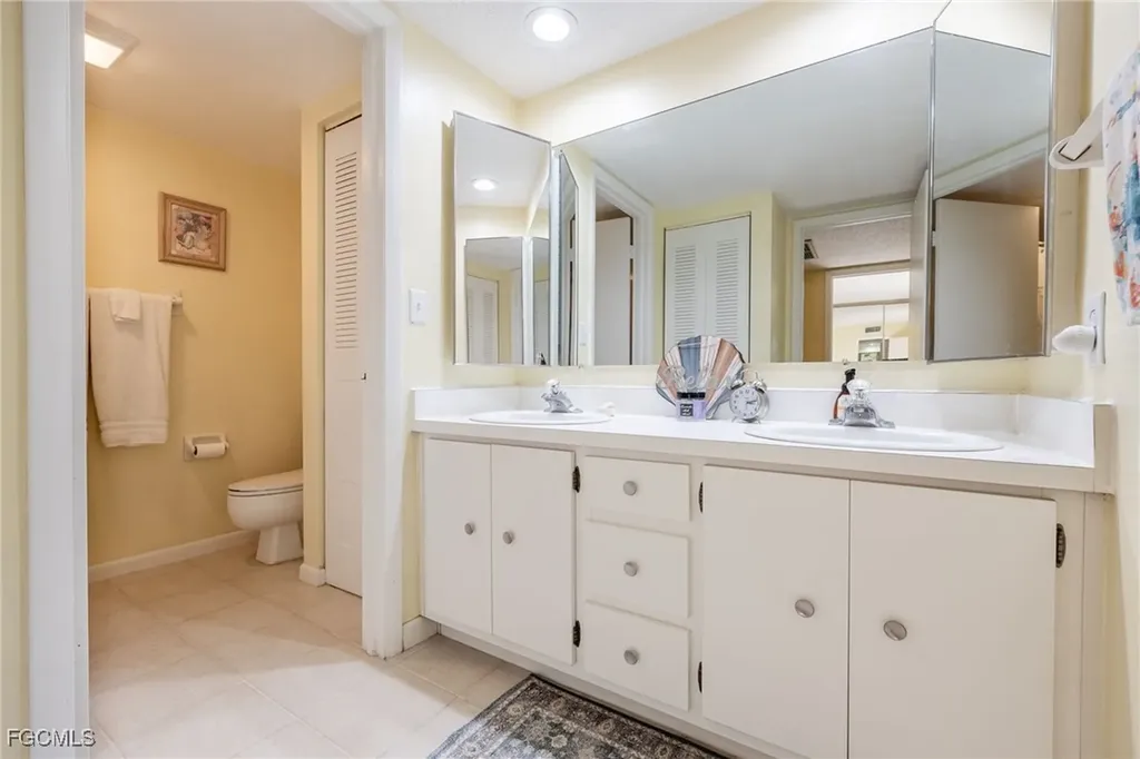 1550 Park Meadows Drive Fort Myers FL 33907