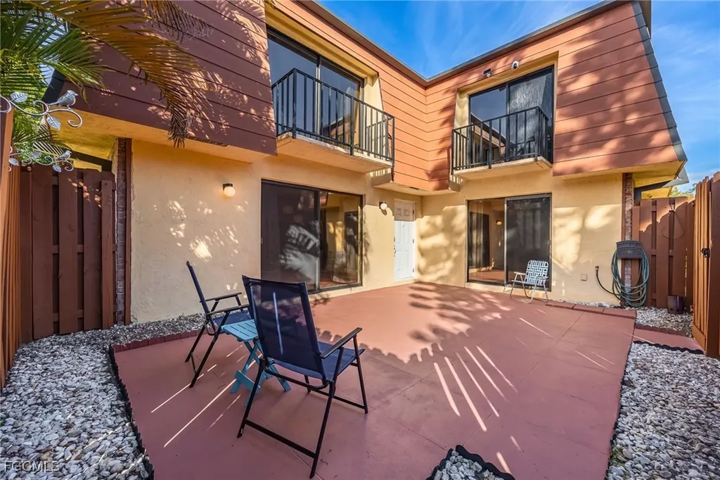 1550 Park Meadows Drive Fort Myers FL 33907