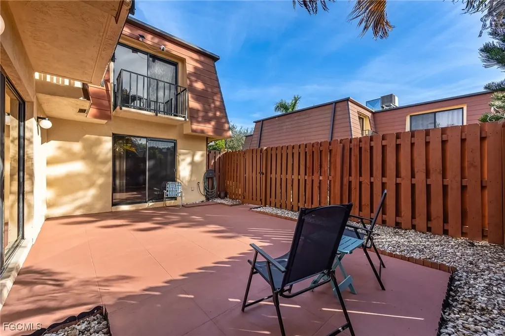 1550 Park Meadows Drive Fort Myers FL 33907