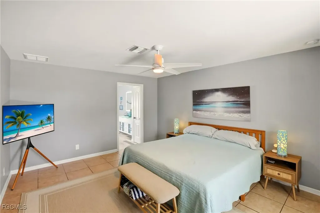 4306 NE 20th Place Cape Coral FL 33909