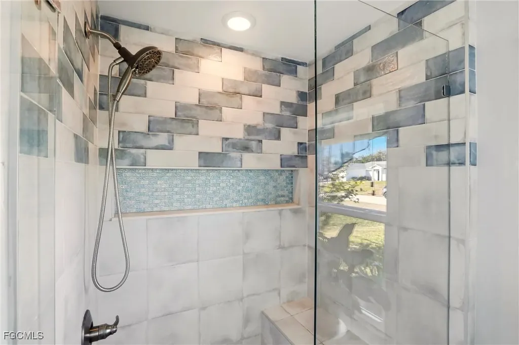 4306 NE 20th Place Cape Coral FL 33909