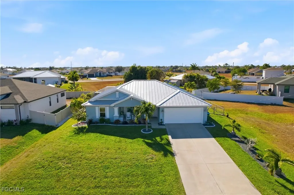 4306 NE 20th Place Cape Coral FL 33909