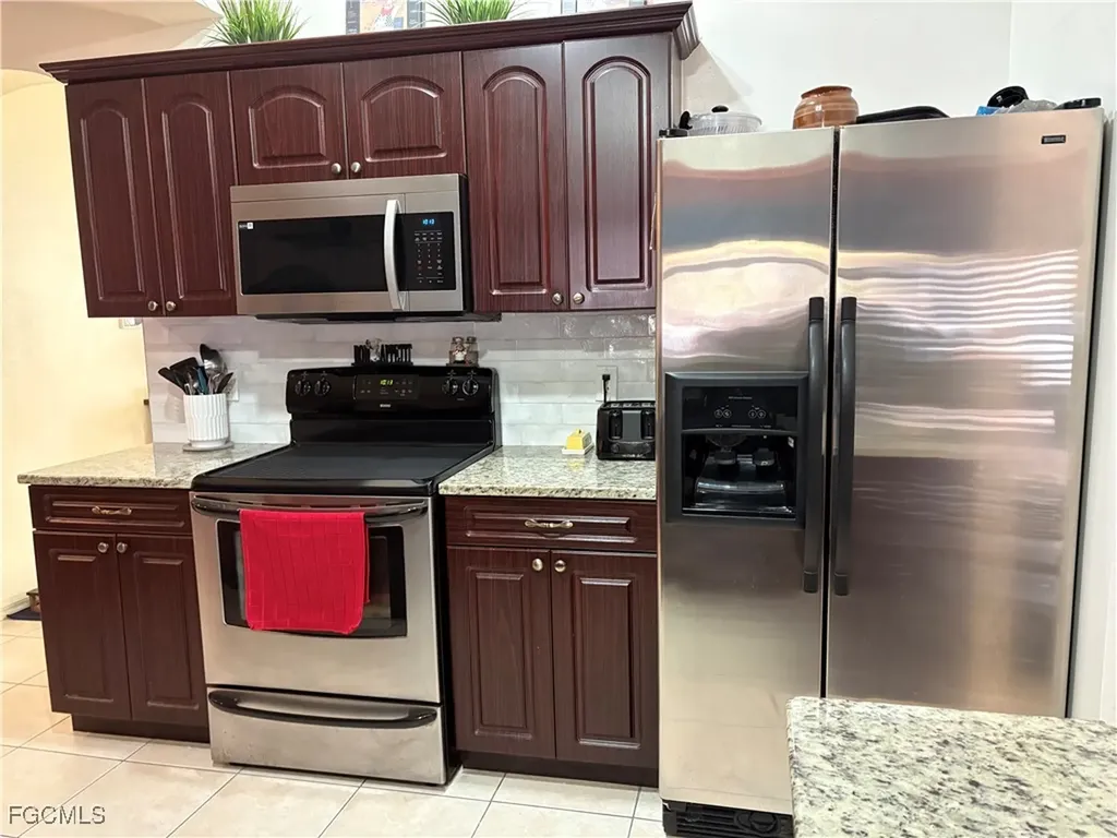 519 Hibiscus Avenue Lehigh Acres FL 33972