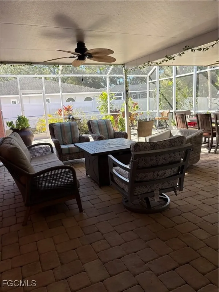519 Hibiscus Avenue Lehigh Acres FL 33972