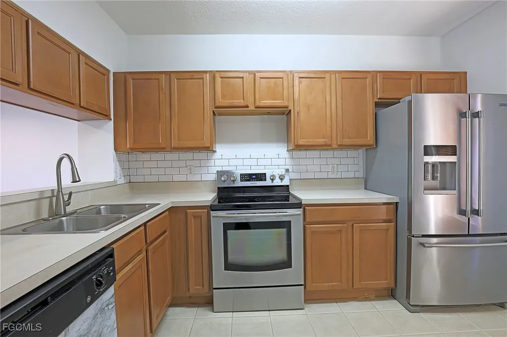 10033 Spyglass Hill Lane Fort Myers FL 33966