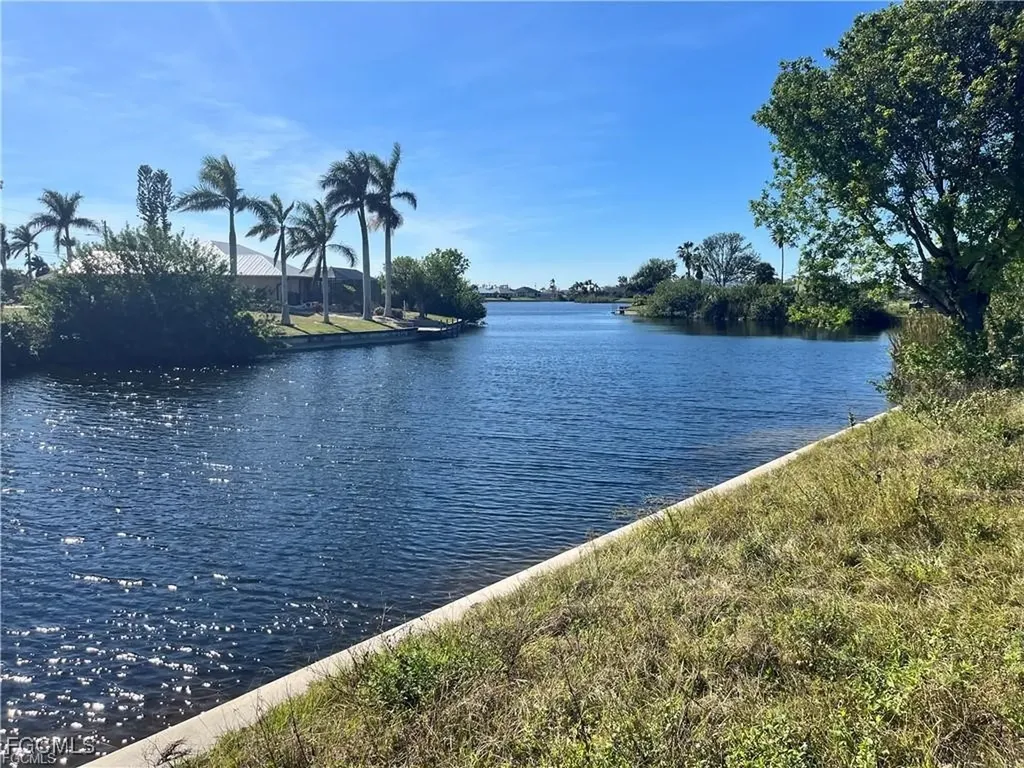1202 NW 18th Terrace Cape Coral FL 33993