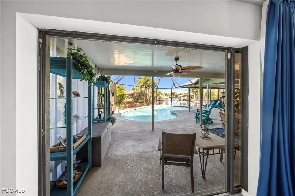 2617 SE 23rd Avenue Cape Coral FL 33904