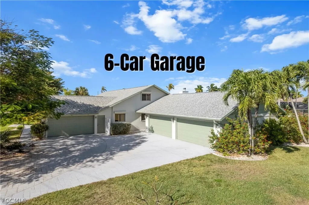 2617 SE 23rd Avenue Cape Coral FL 33904