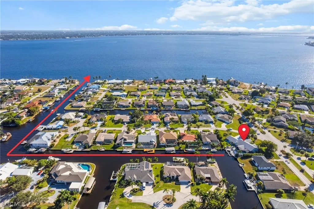 2617 SE 23rd Avenue Cape Coral FL 33904