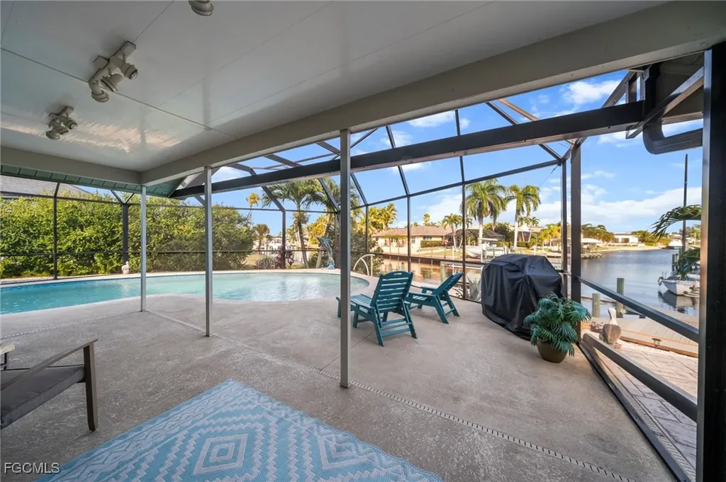 2617 SE 23rd Avenue Cape Coral FL 33904