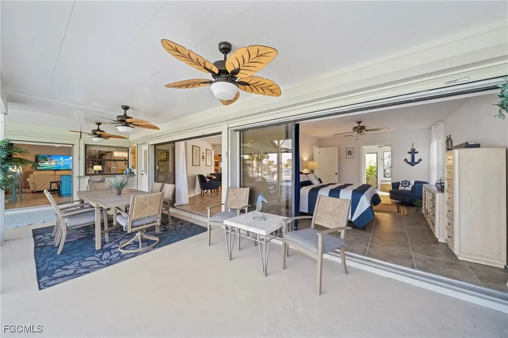 2617 SE 23rd Avenue Cape Coral FL 33904
