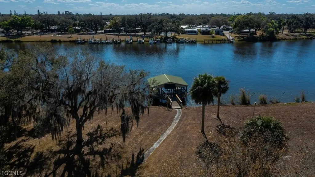 1209 County Road 78 Labelle FL 33935