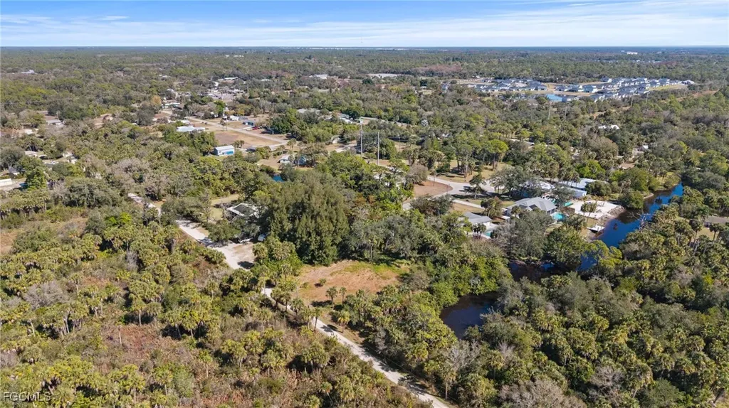 16920 Pelican Way North Fort Myers FL 33917