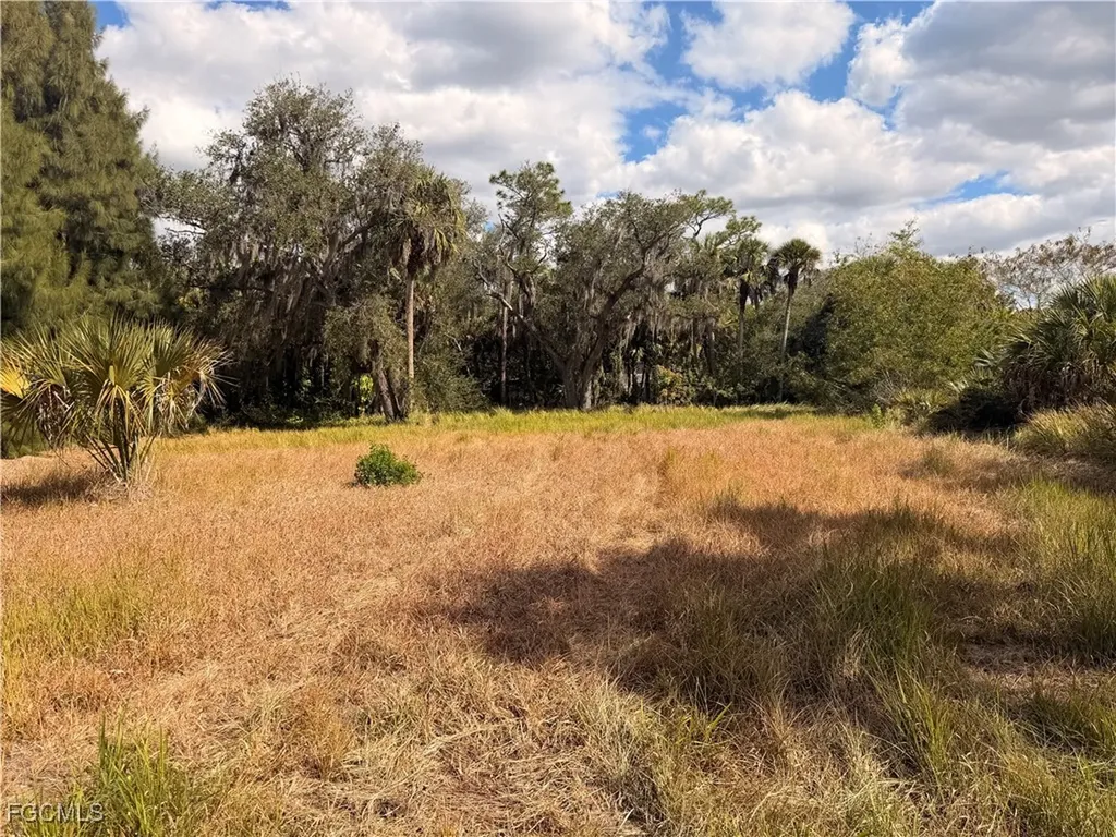 16920 Pelican Way North Fort Myers FL 33917