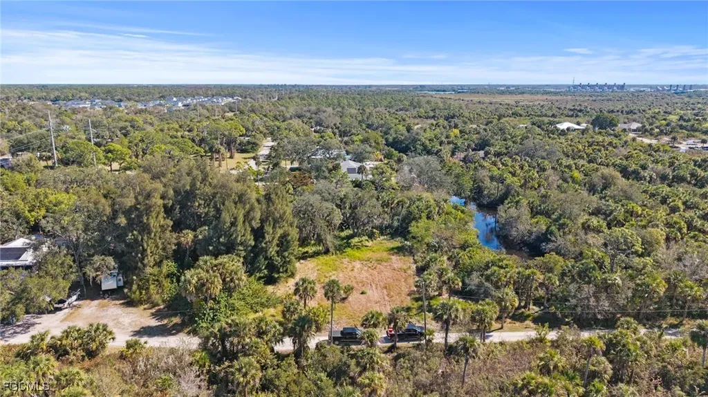 16920 Pelican Way North Fort Myers FL 33917