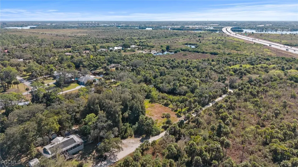 16920 Pelican Way North Fort Myers FL 33917