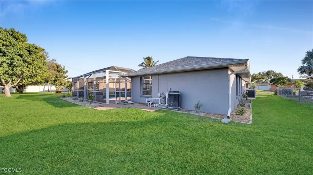 1705 SE 6th Terrace Cape Coral FL 33990