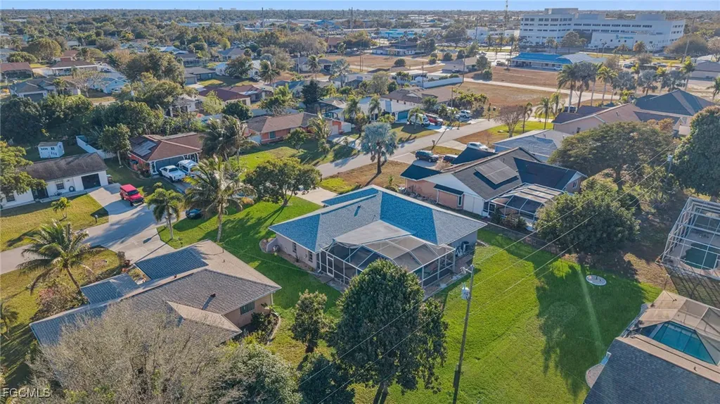 1705 SE 6th Terrace Cape Coral FL 33990