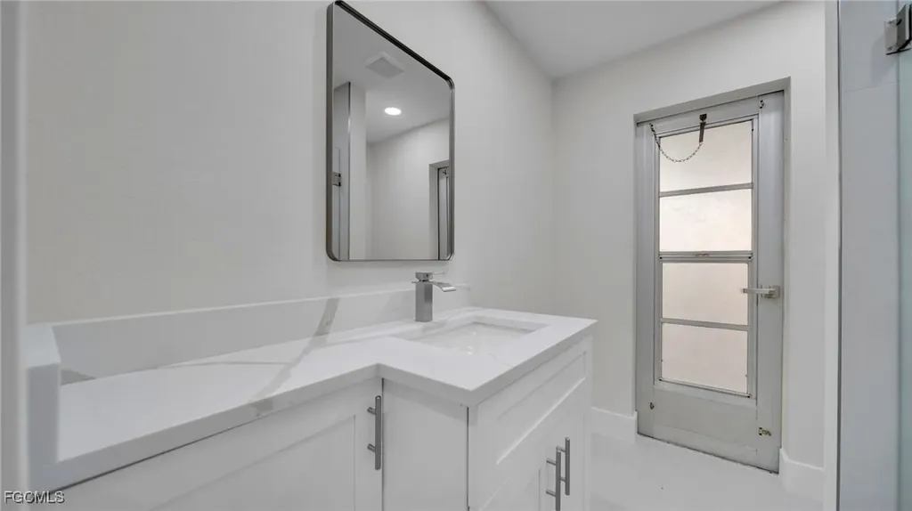 1705 SE 6th Terrace Cape Coral FL 33990