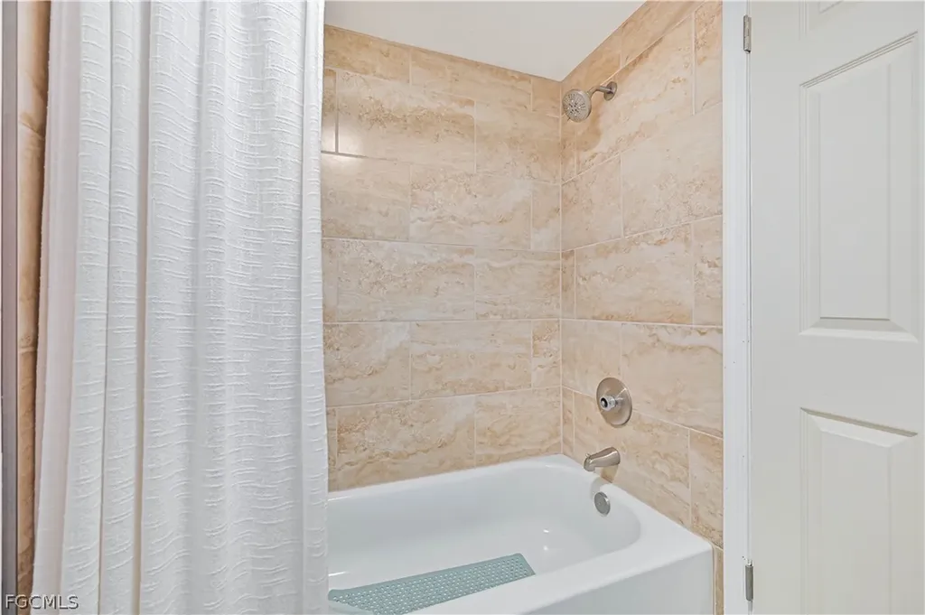 1520 Park Meadows Drive Fort Myers FL 33907