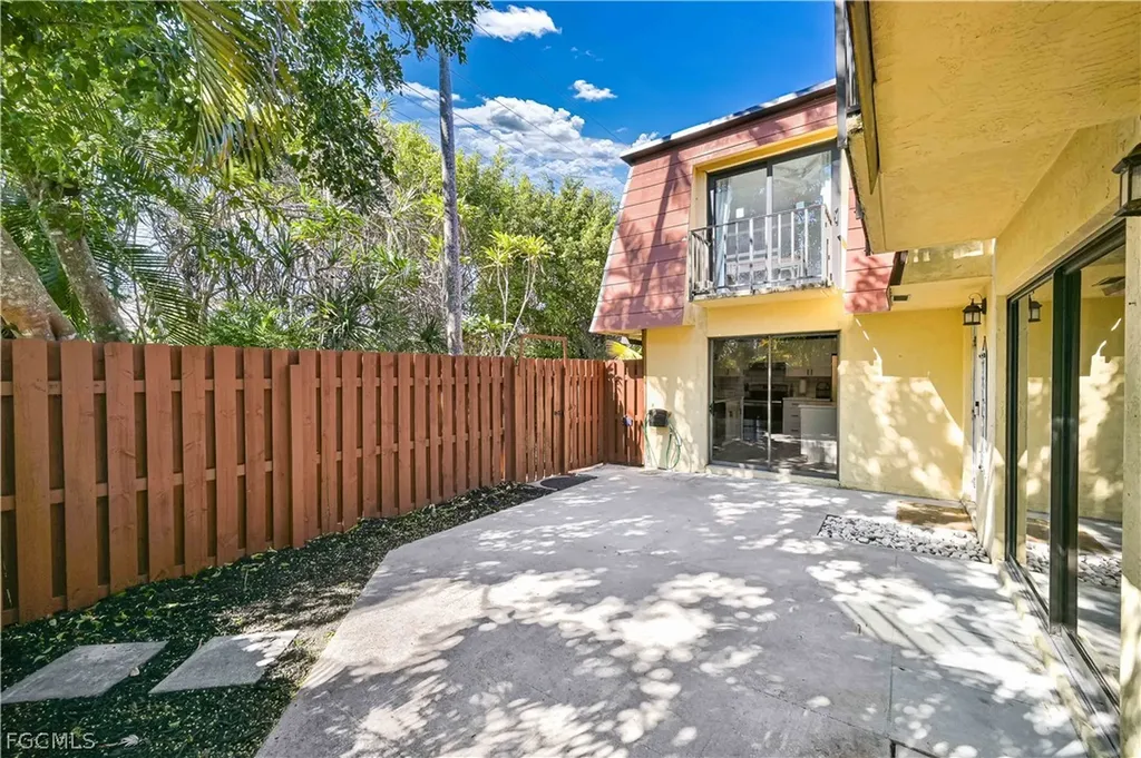 1520 Park Meadows Drive Fort Myers FL 33907