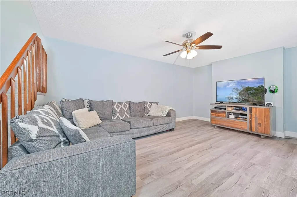 1520 Park Meadows Drive Fort Myers FL 33907