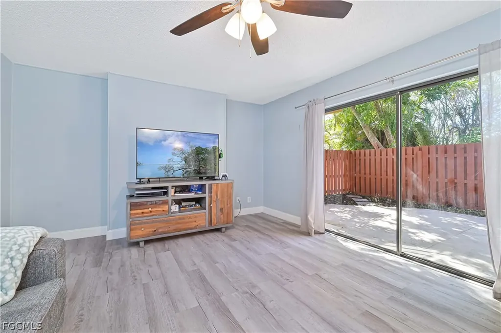 1520 Park Meadows Drive Fort Myers FL 33907