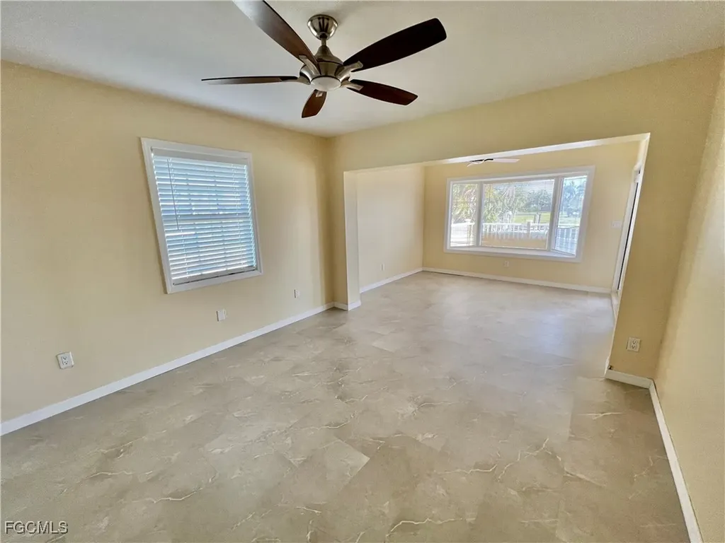 1403 SW 52nd Terrace Cape Coral FL 33914