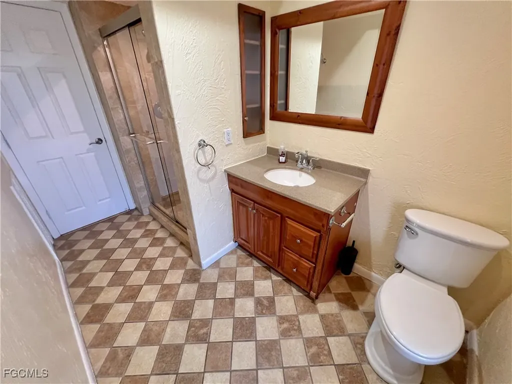 1403 SW 52nd Terrace Cape Coral FL 33914