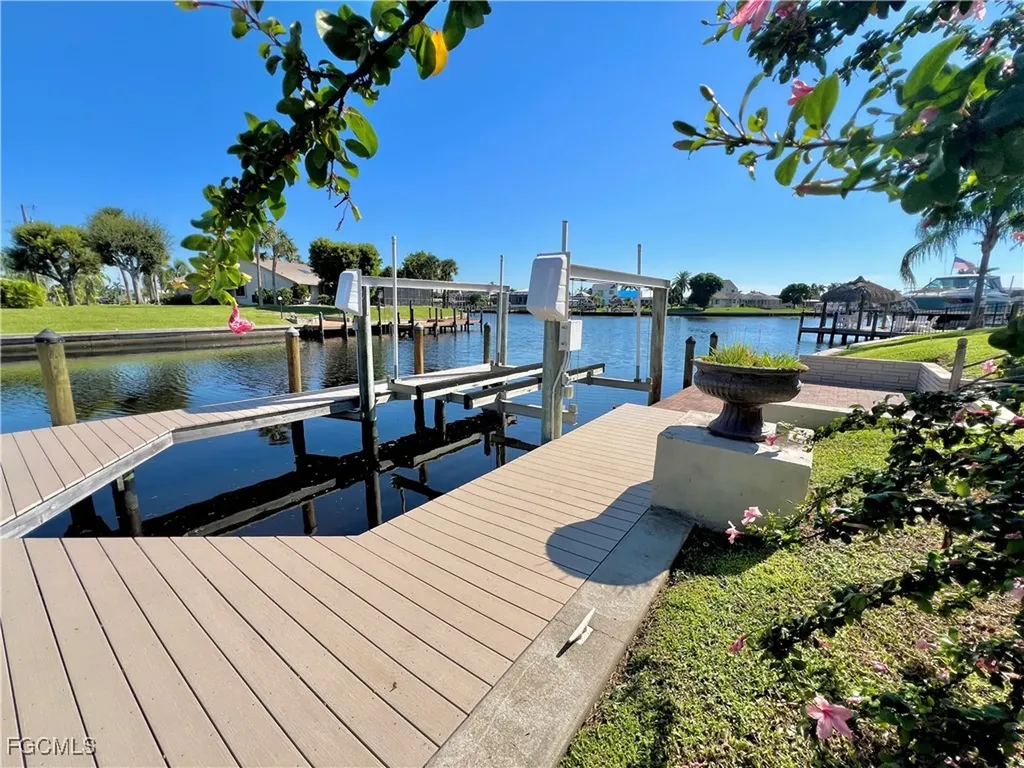 1403 SW 52nd Terrace Cape Coral FL 33914