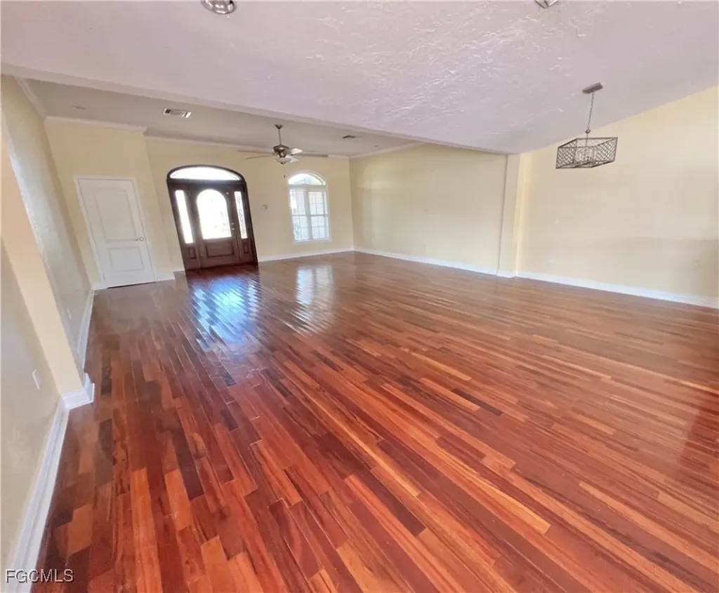 1403 SW 52nd Terrace Cape Coral FL 33914