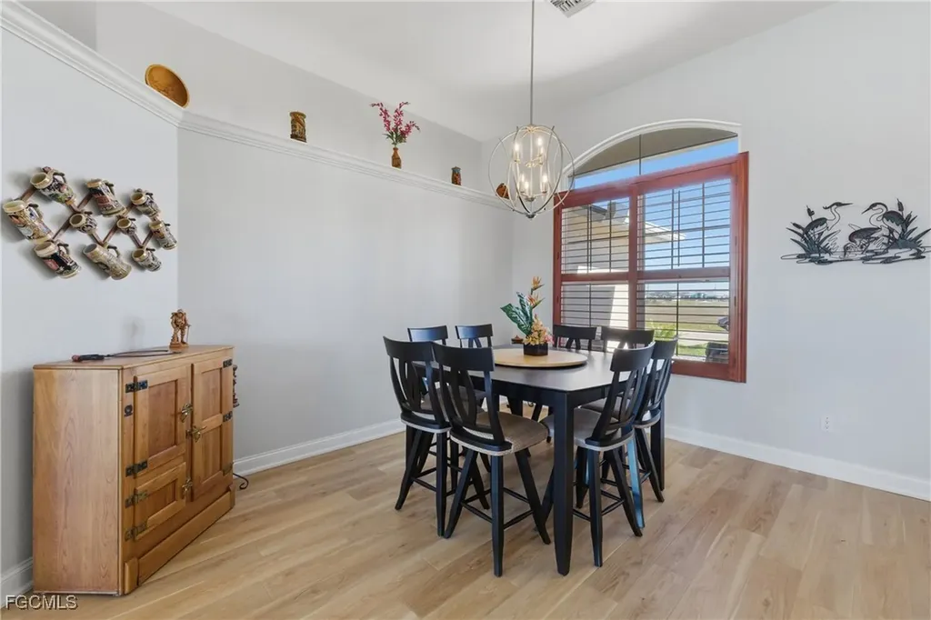 1204 NW 43rd Avenue Cape Coral FL 33993