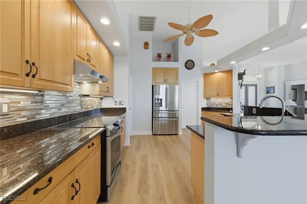 1204 NW 43rd Avenue Cape Coral FL 33993