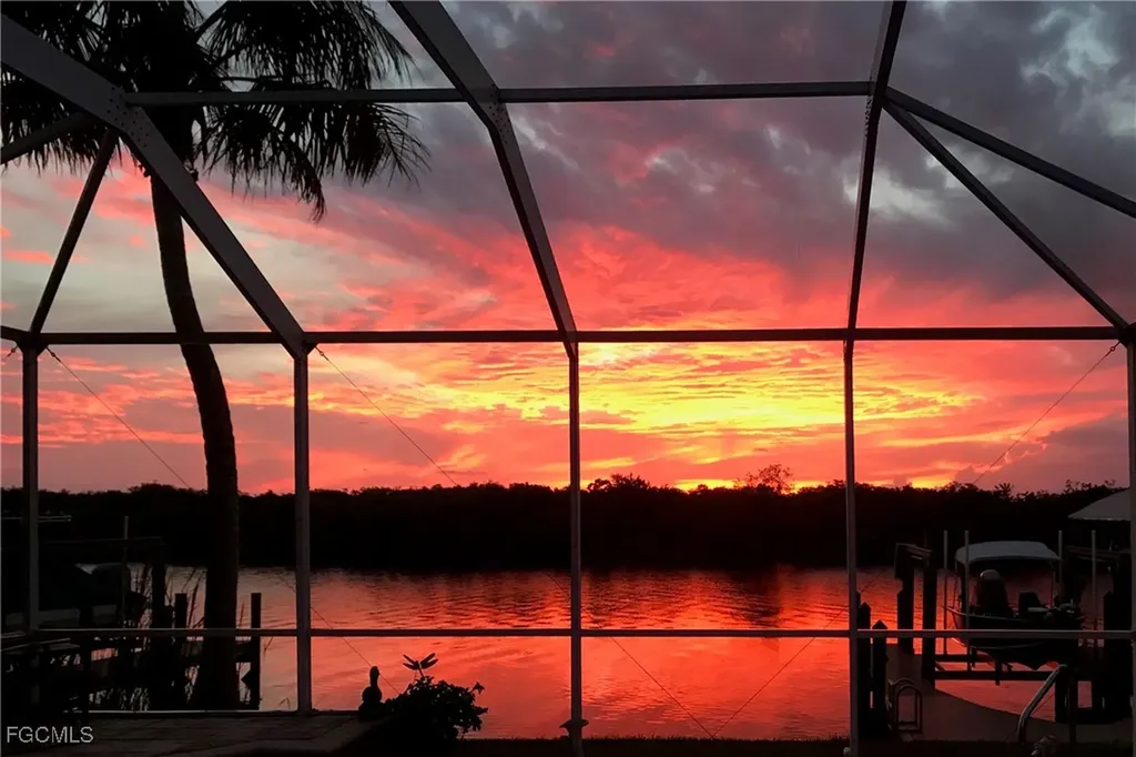 1204 NW 43rd Avenue Cape Coral FL 33993