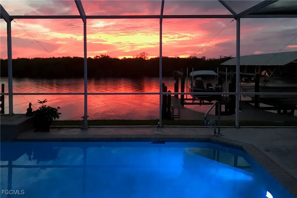 1204 NW 43rd Avenue Cape Coral FL 33993