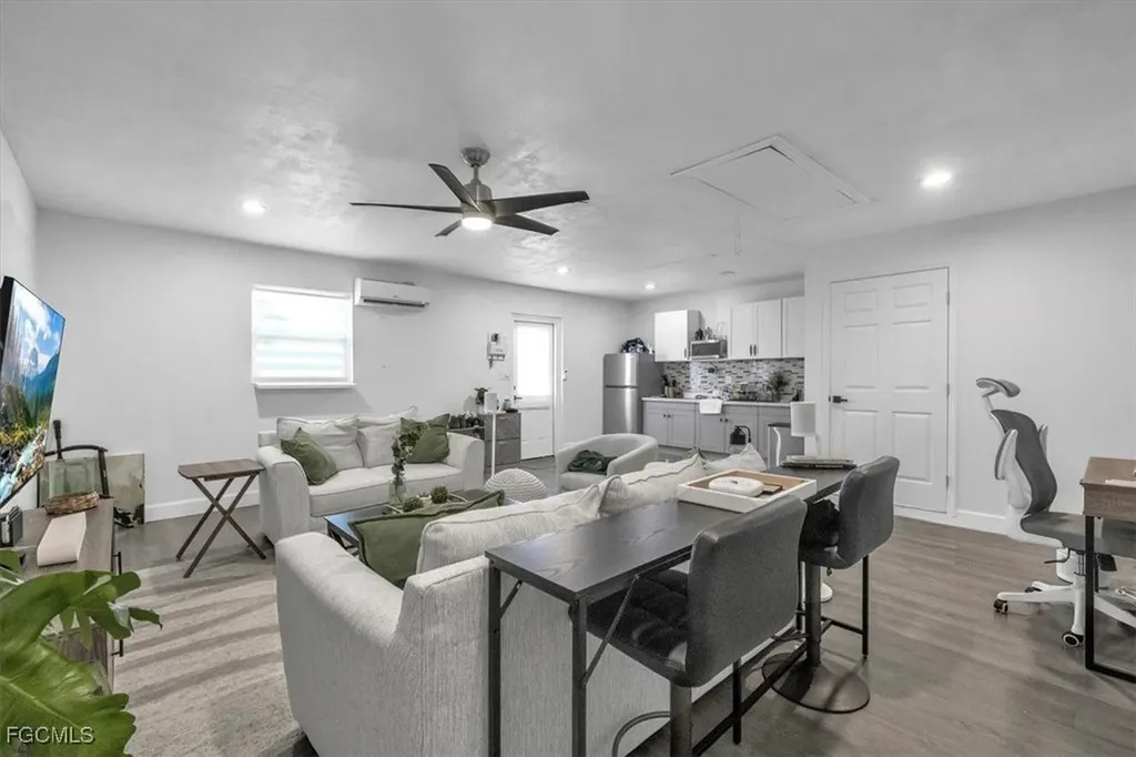 323 Hollywood Street Lehigh Acres FL 33936