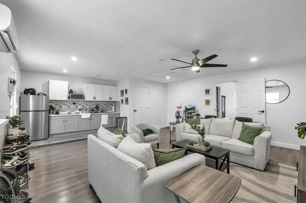323 Hollywood Street Lehigh Acres FL 33936