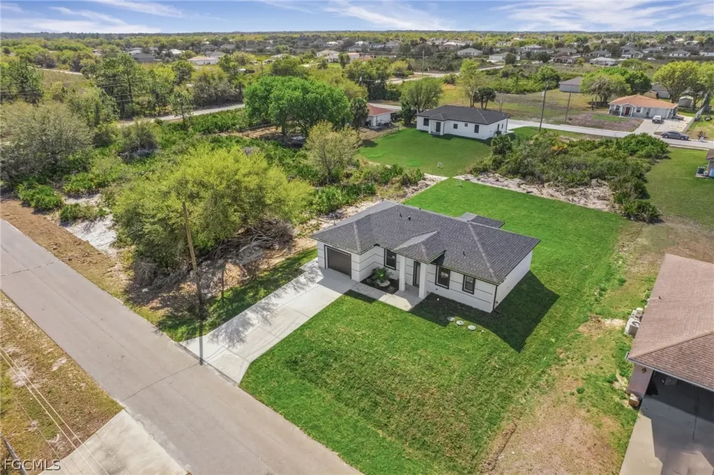 2807 74th Street W Lehigh Acres FL 33971