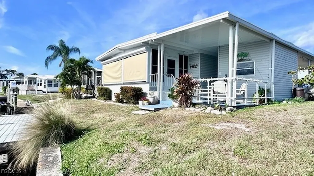 14667 Paul Revere Loop North Fort Myers FL 33917