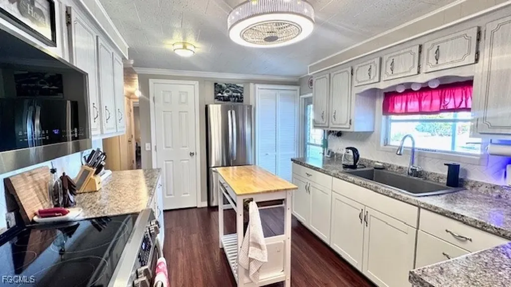 14667 Paul Revere Loop North Fort Myers FL 33917