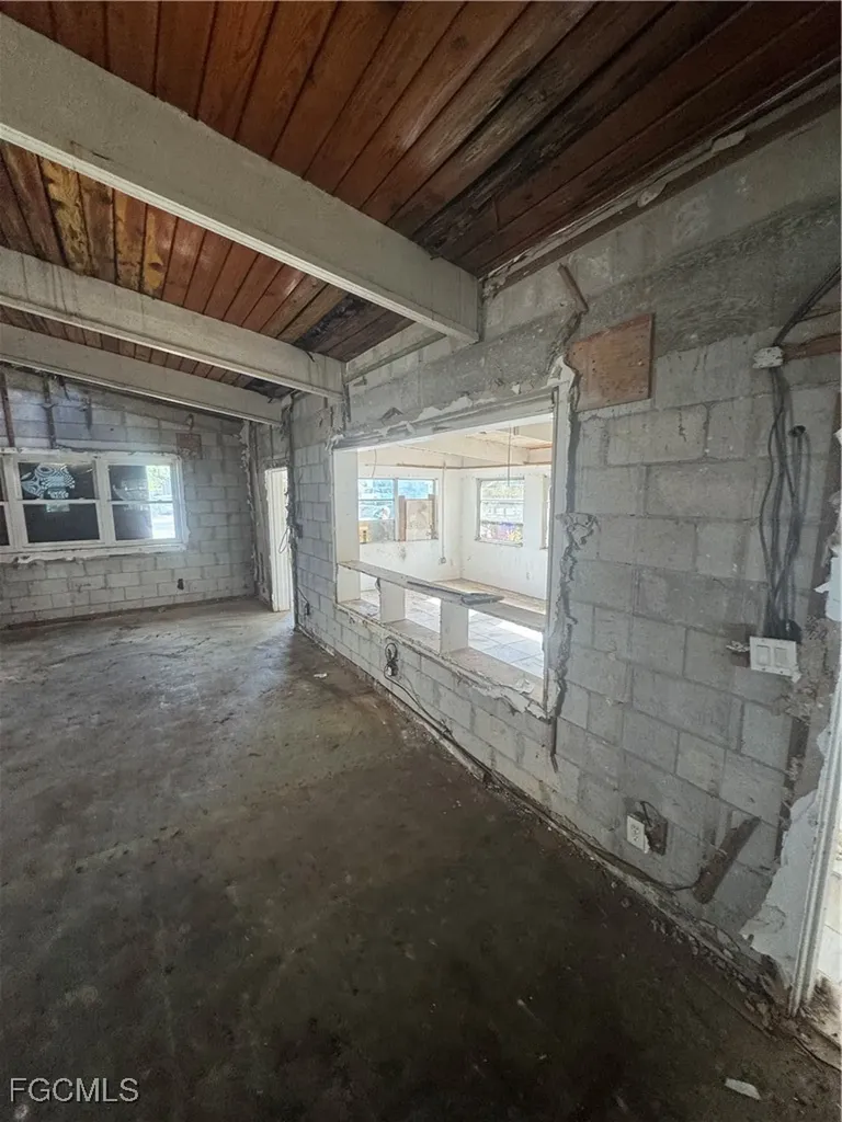 1152 Marsh Avenue Fort Myers FL 33905