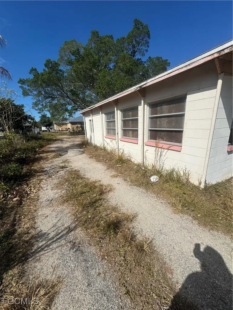1152 Marsh Avenue Fort Myers FL 33905