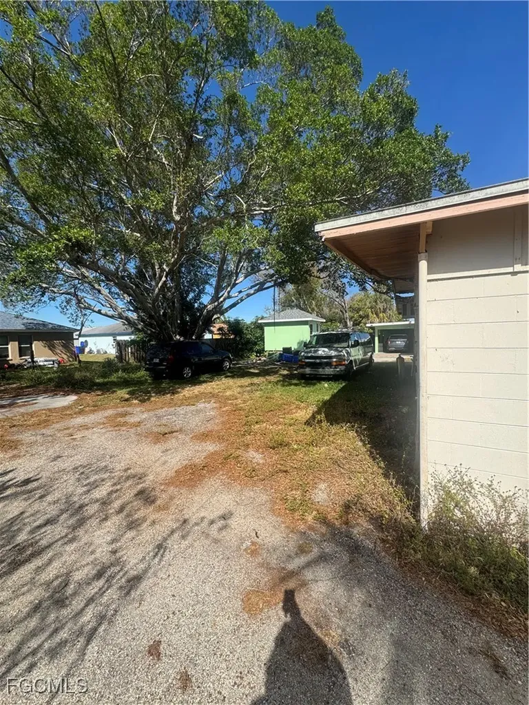 1152 Marsh Avenue Fort Myers FL 33905