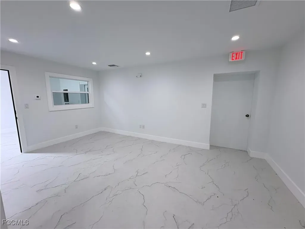 6344 Janes Lane Naples FL 34109