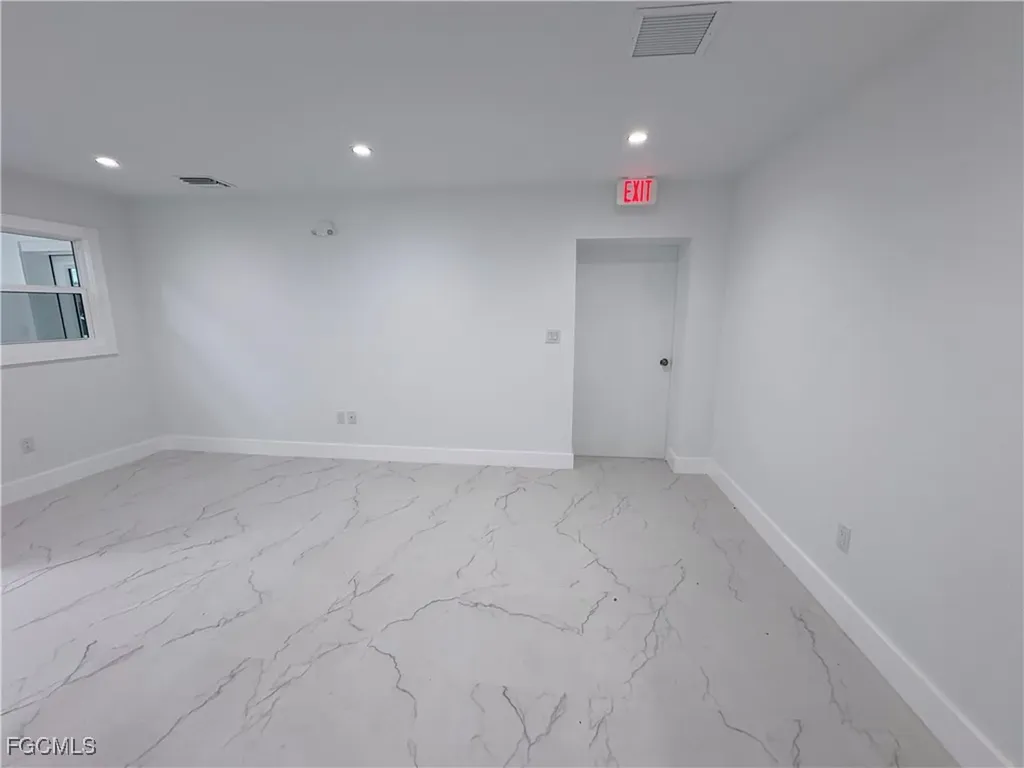 6344 Janes Lane Naples FL 34109